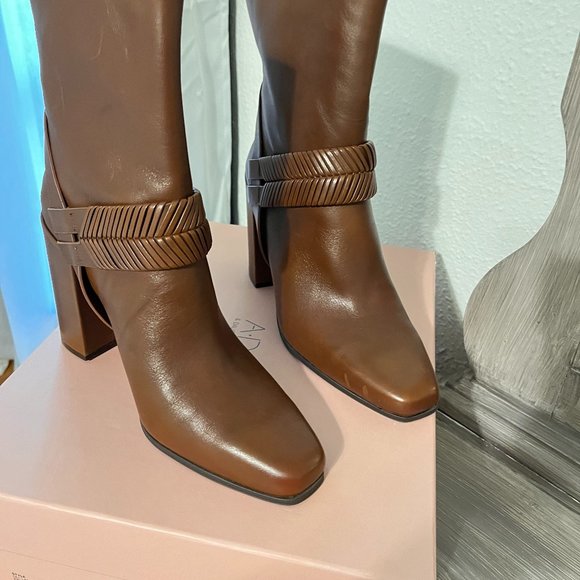 A•D & Daughters Declann Boots - Picture 1 of 3